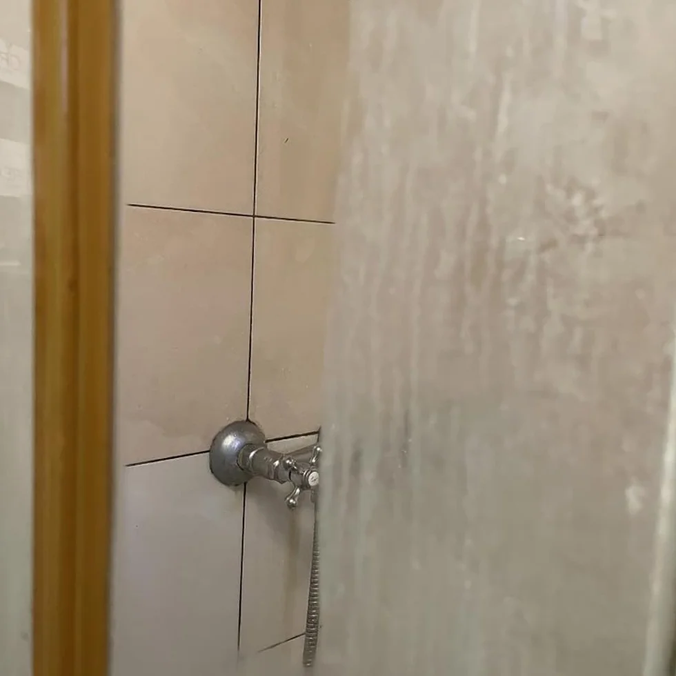3x Supermocny i skuteczny środek czyszczący do kabin prysznicowych | NANOBAUER Shower Cleaner | Środek czyszczący do kabin prysznicowych do usuwania kamienia | Pojemność 750ml