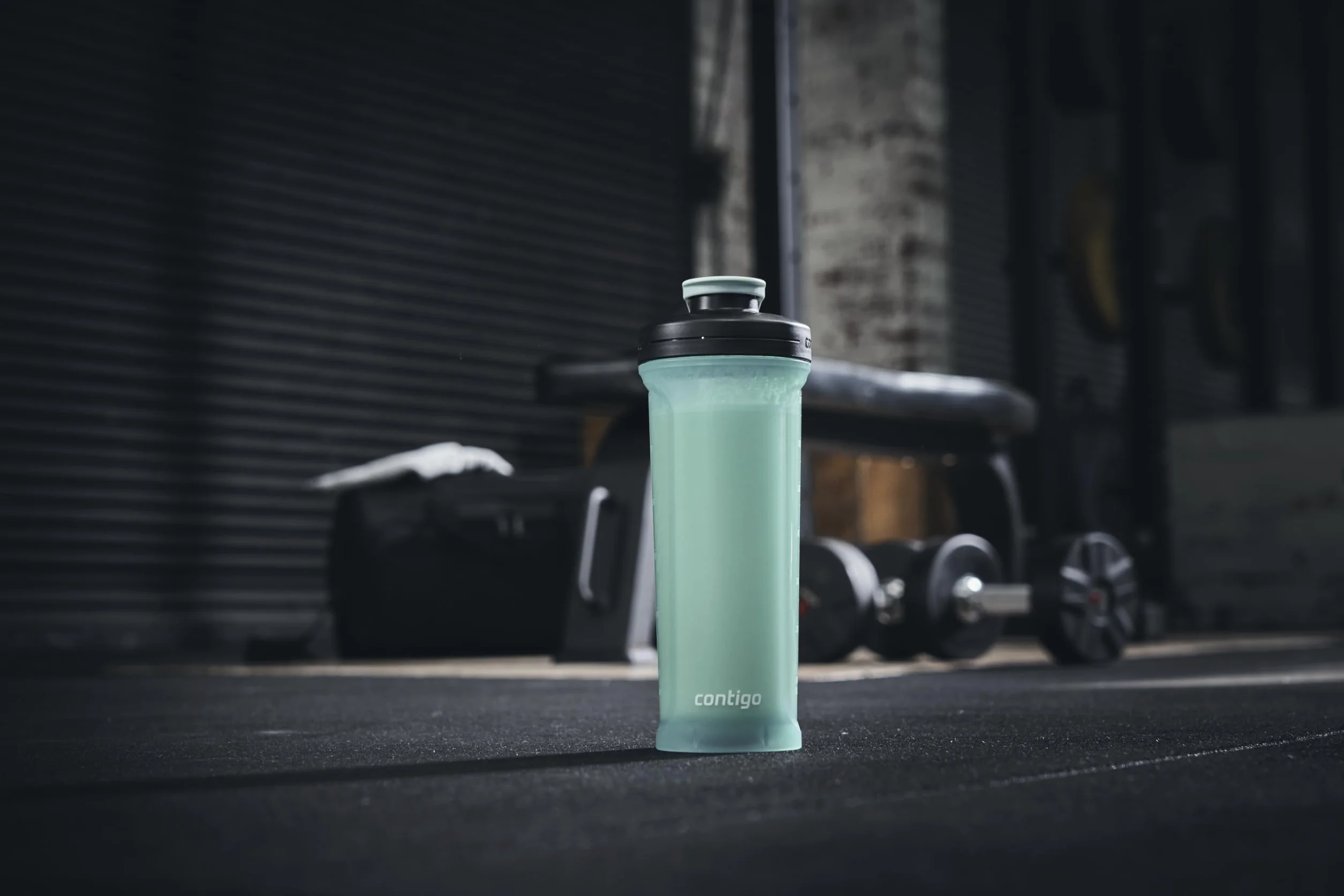 Contigo Shake & Go 2.0 Butelka z wytrząsaczem proteinowym, z kulką mieszającą, duży blender bez BPA, idealna do pudru proteinowego, koktajli odżywczych lub smoothie, szczelna butelka sportowa shake,