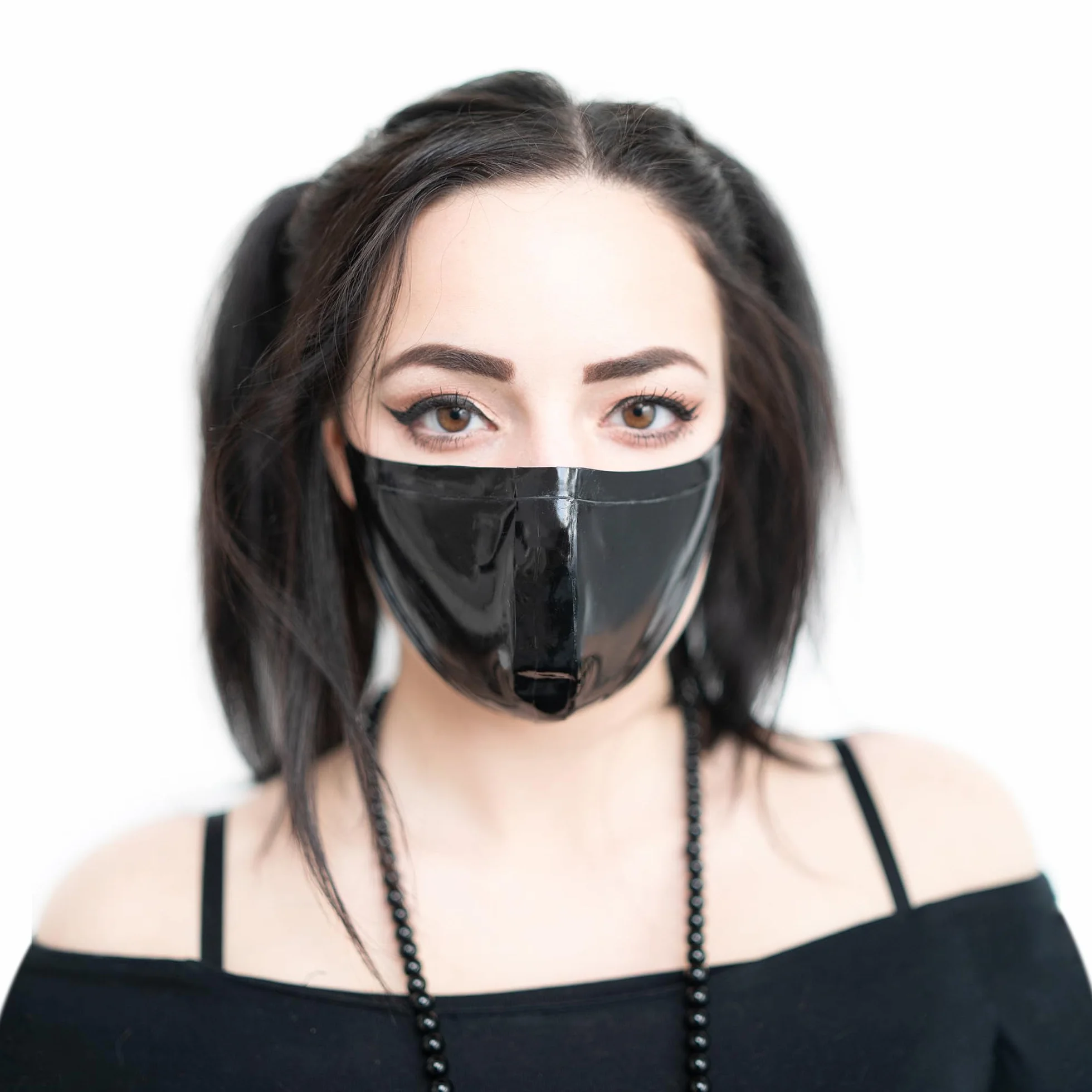 Lateksowa maska na twarz Black Fashion regulowana ręcznie wykonana 1 szt.