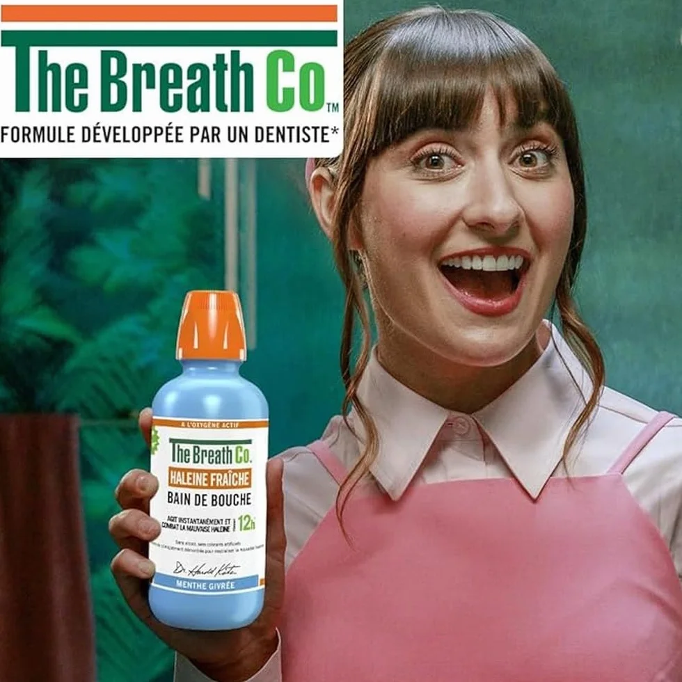 The Breath Co - Bezalkoholowy płyn do płukania jamy ustnej - Formuła opracowana przez dentystę - Świeży Oddech przez 12 godzin* - Mrożona mięta, 500ml
