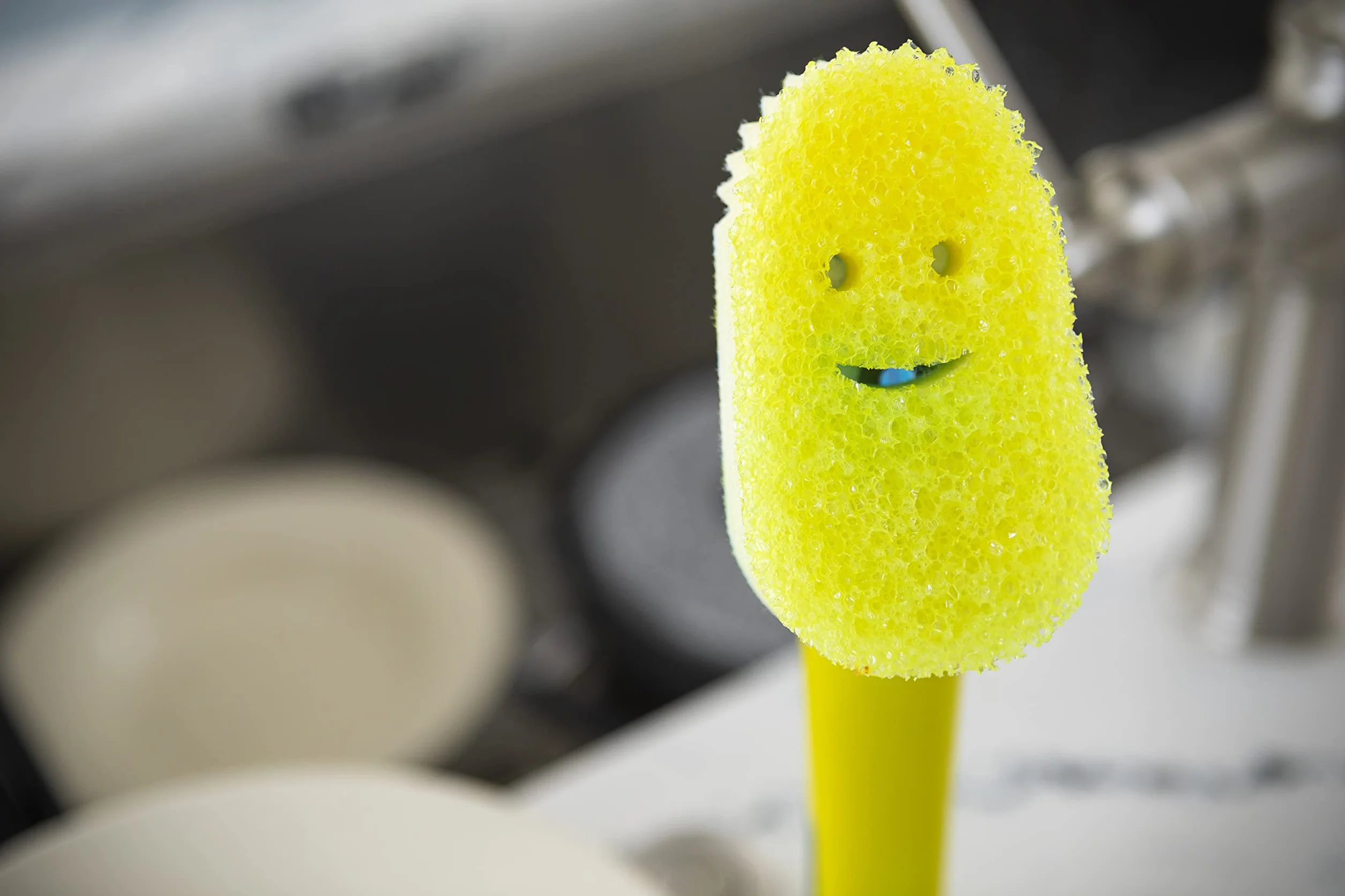 Scrub Daddy Dish Daddy FlexTexture Gąbka do Naczyń z Uchwytem i Dozownikiem Płynu, Niebieski