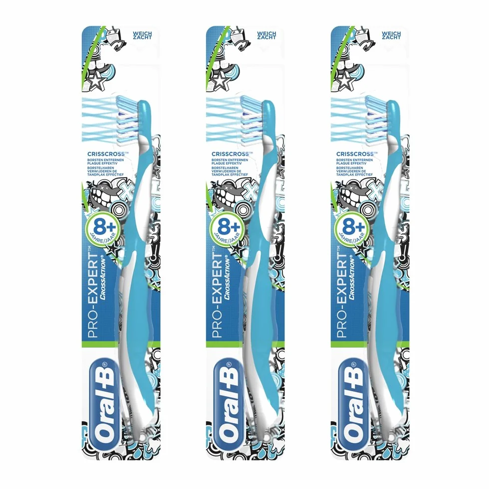 Oral-B Pro Expert Cross Action szczoteczka do zębów dla dzieci w wieku 8 lat i więcej, opakowanie 3