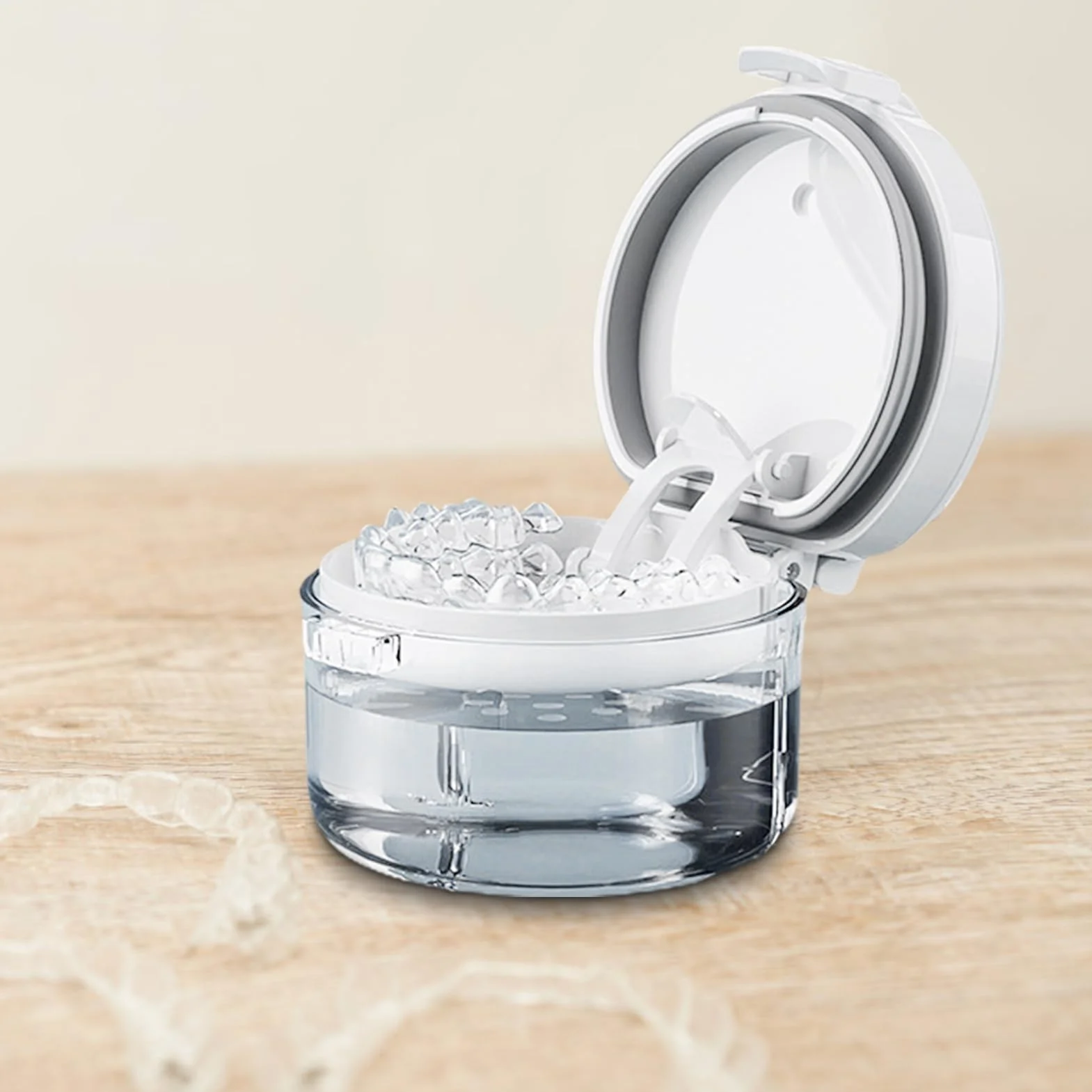 Retainer Cleaner Case - White PP ABS Bath Cup | 9.5x9.5x7cm 97g Aligner Cleaner with Removal Tool, Compact Retainer Storage Box for Women Men Care Home Travel Hygiene Organizer