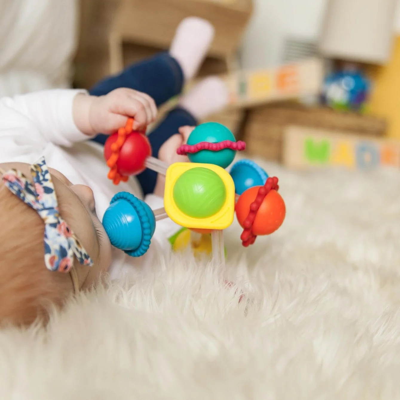 Fat Brain Toys Wimzle, sensoryczne zabawki Fidget dla małych dzieci, dzieci od 6 miesięcy
