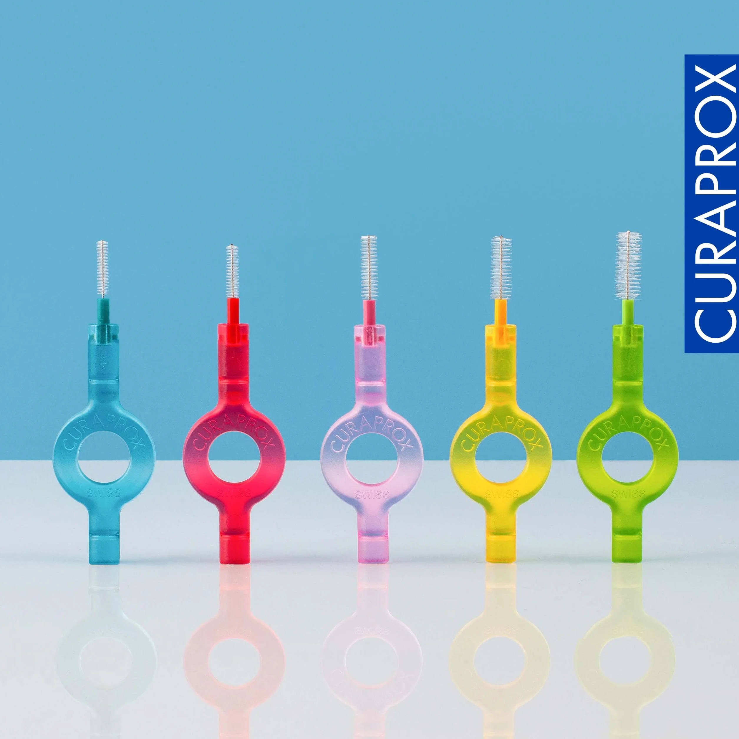 Curaprox Interdental Brush Wkłady CPS 07 Prime-ISO Rozmiar 1, Czerwony/Ultra-Fine filamenty do skutecznego czyszczenia szczelin szczelinowych / 8-Pack/Made in Switzerland/English Packaging