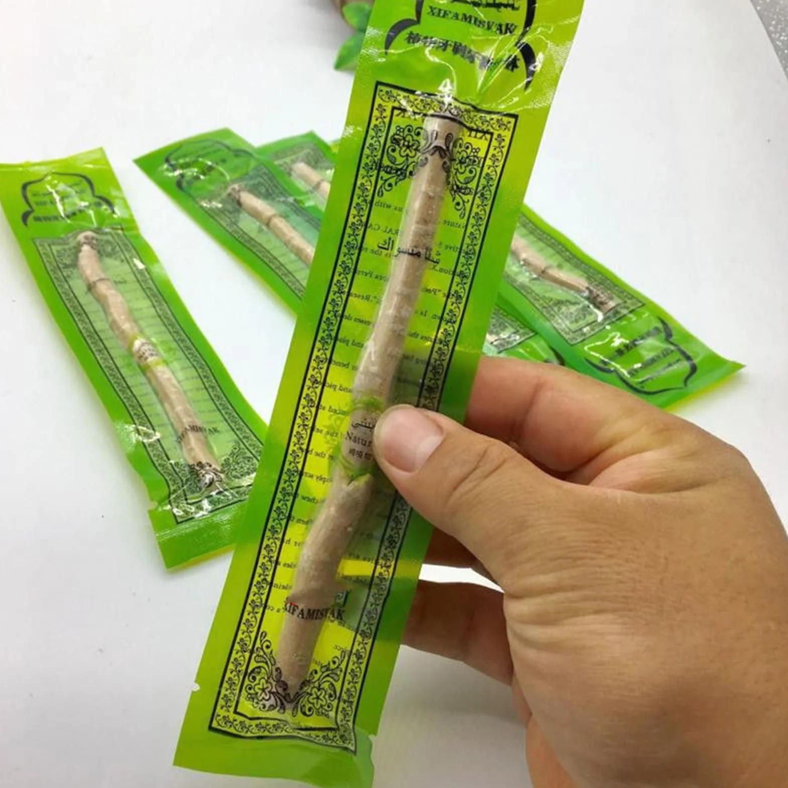 Naturalne do zębów | Naturalna szczoteczka do zębów z drewna do czyszczenia, odświeżająca szczotka do aromatu dla dorosłych Podróż Biuro po posiłku poranny wieczór