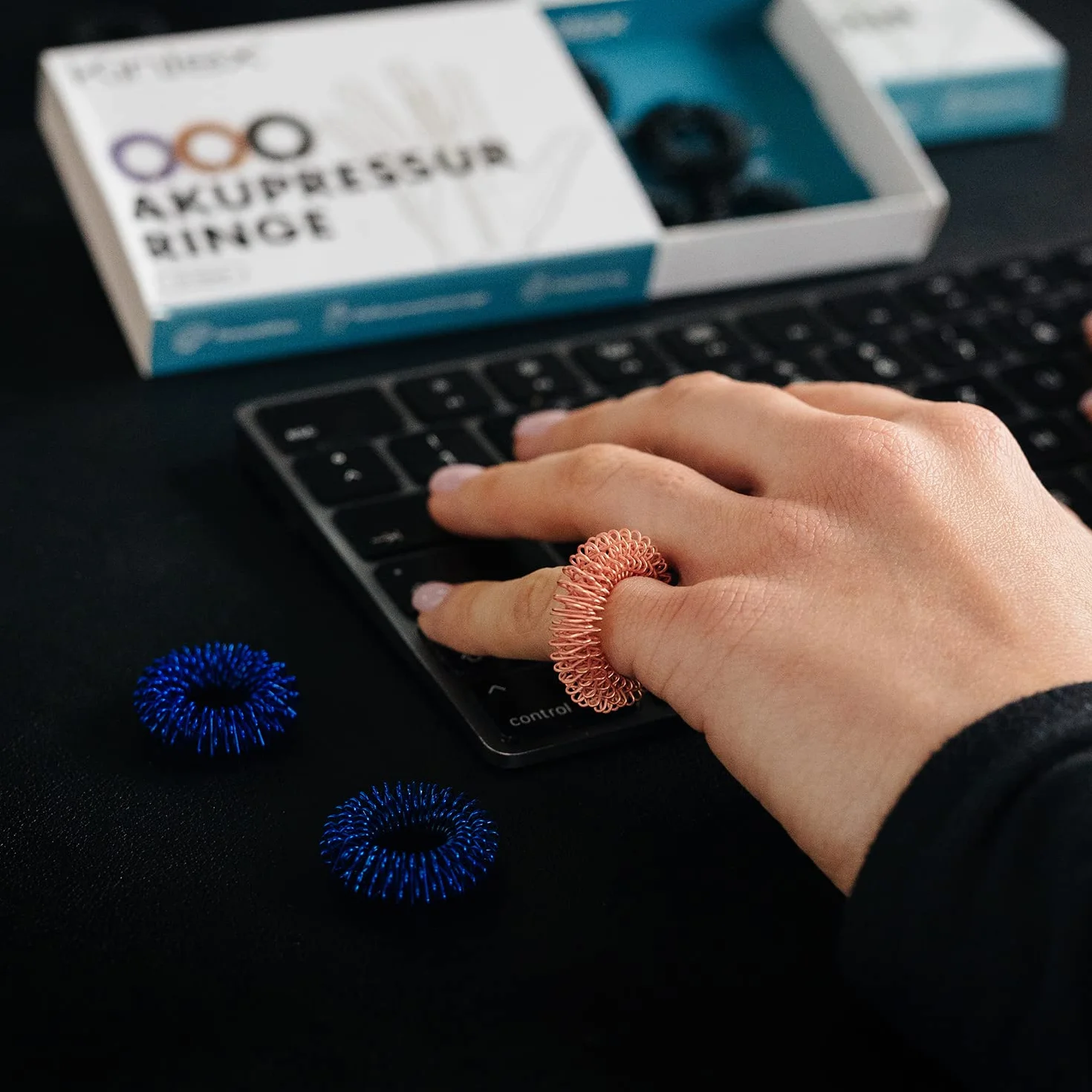 Kintex Pierścienie do akupresury 10 sztuk 3 kolory masaż palców redukcja stresu