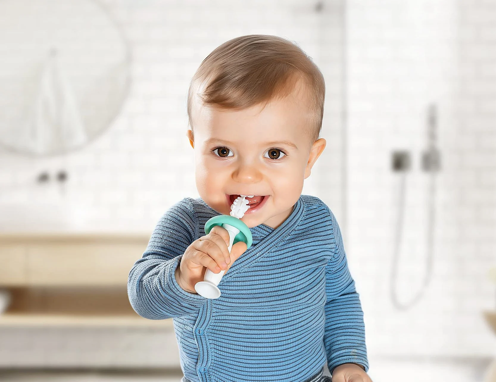 Reer BabyCare przyrząd do czyszczenia zębów dla niemowląt z medycznego silikonu, biały