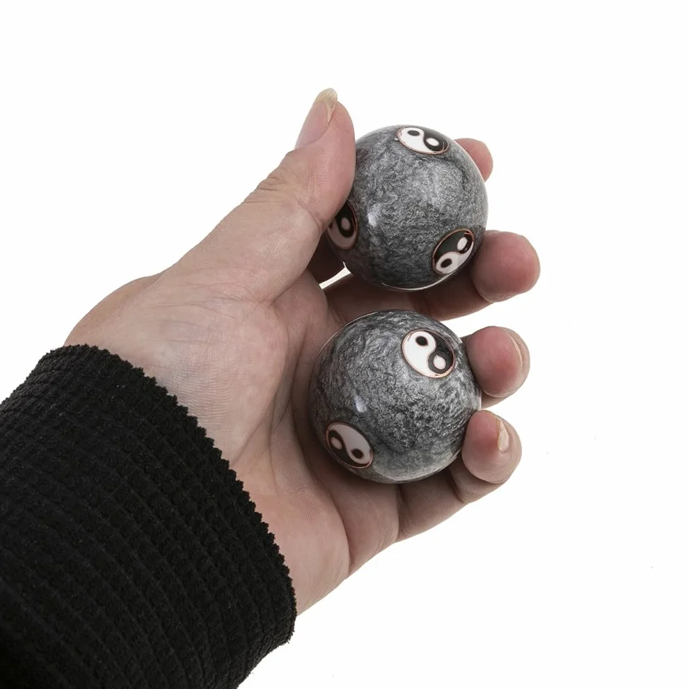 lachineuse - Zestaw kulek Qi Gong Yin Yang - Chińska emaliowana kula antystresowa 40 mm - Kulki zdrowia - Zen Relaks Pudełko upominkowe - Azjatycka Japonia Chiny - Kolor czerwony i szary