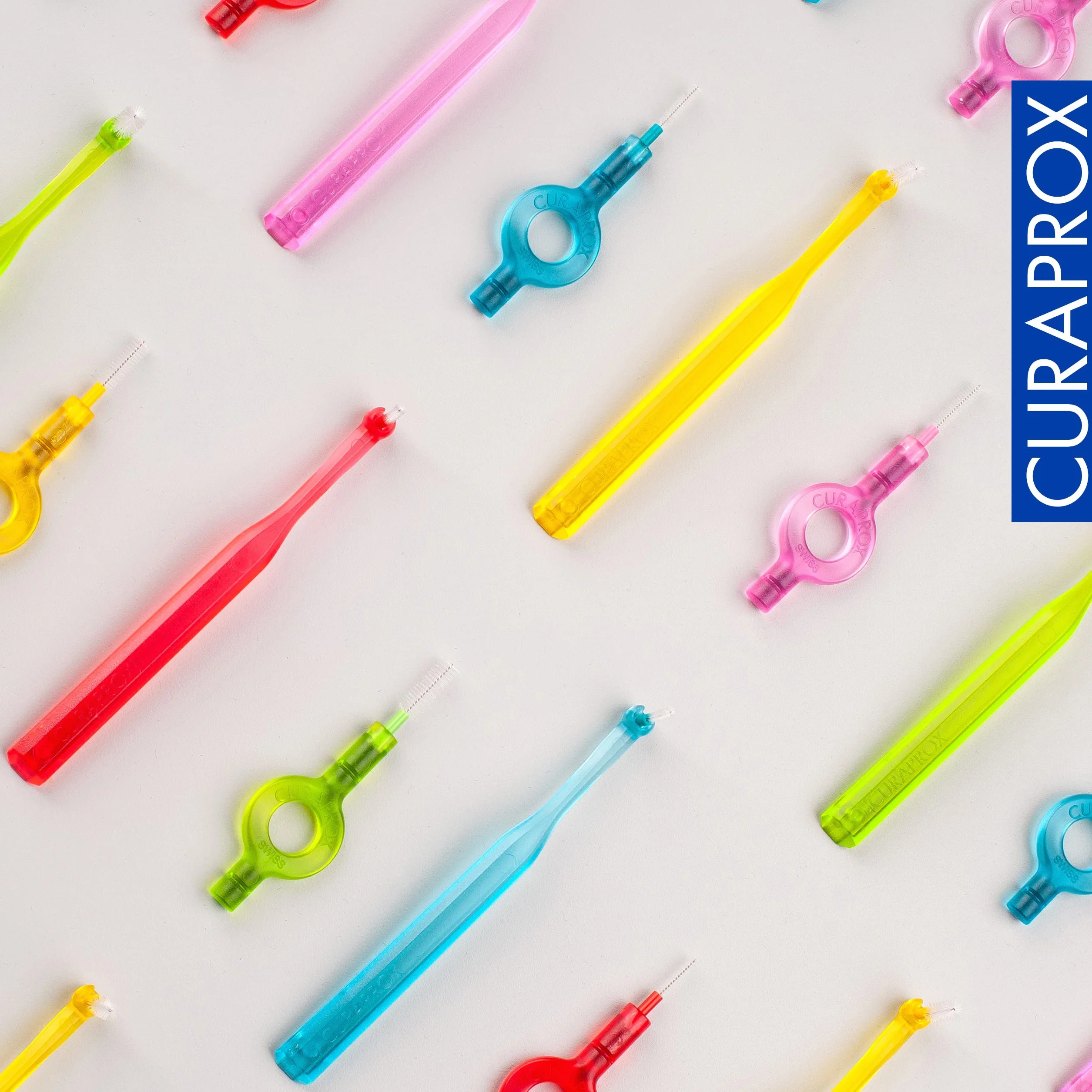 Curaprox Szczotki międzyzębowe CPS Prime Plus Mix-set 0,6-1,1 mm skuteczność 2,2-5 mm Zestaw 5 sztuk z uchwytem UHS 451