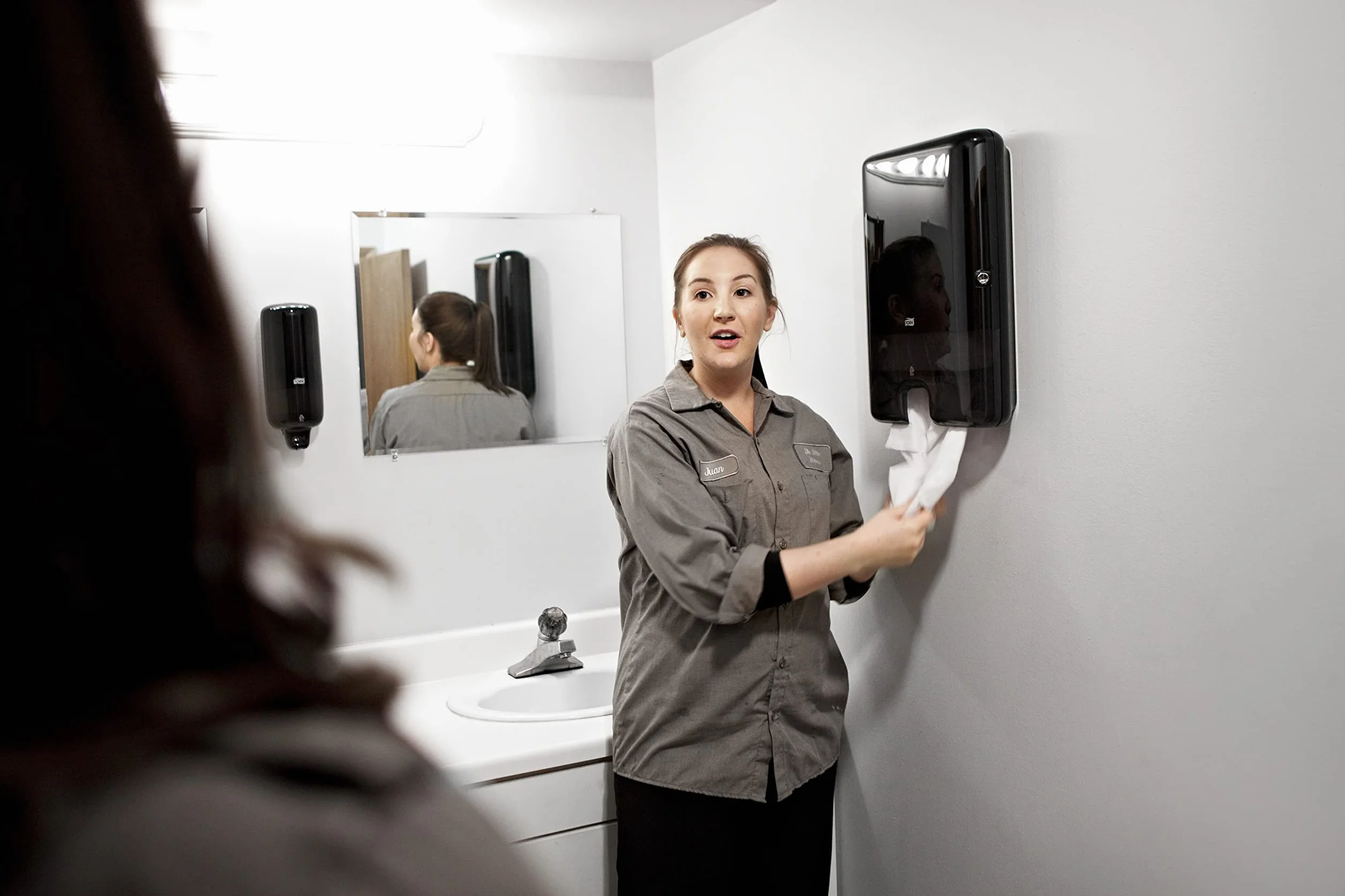 Tork Xpress ekstramiękki ręcznik Multifold 4-panelowy biały H2 21 x 100 listków