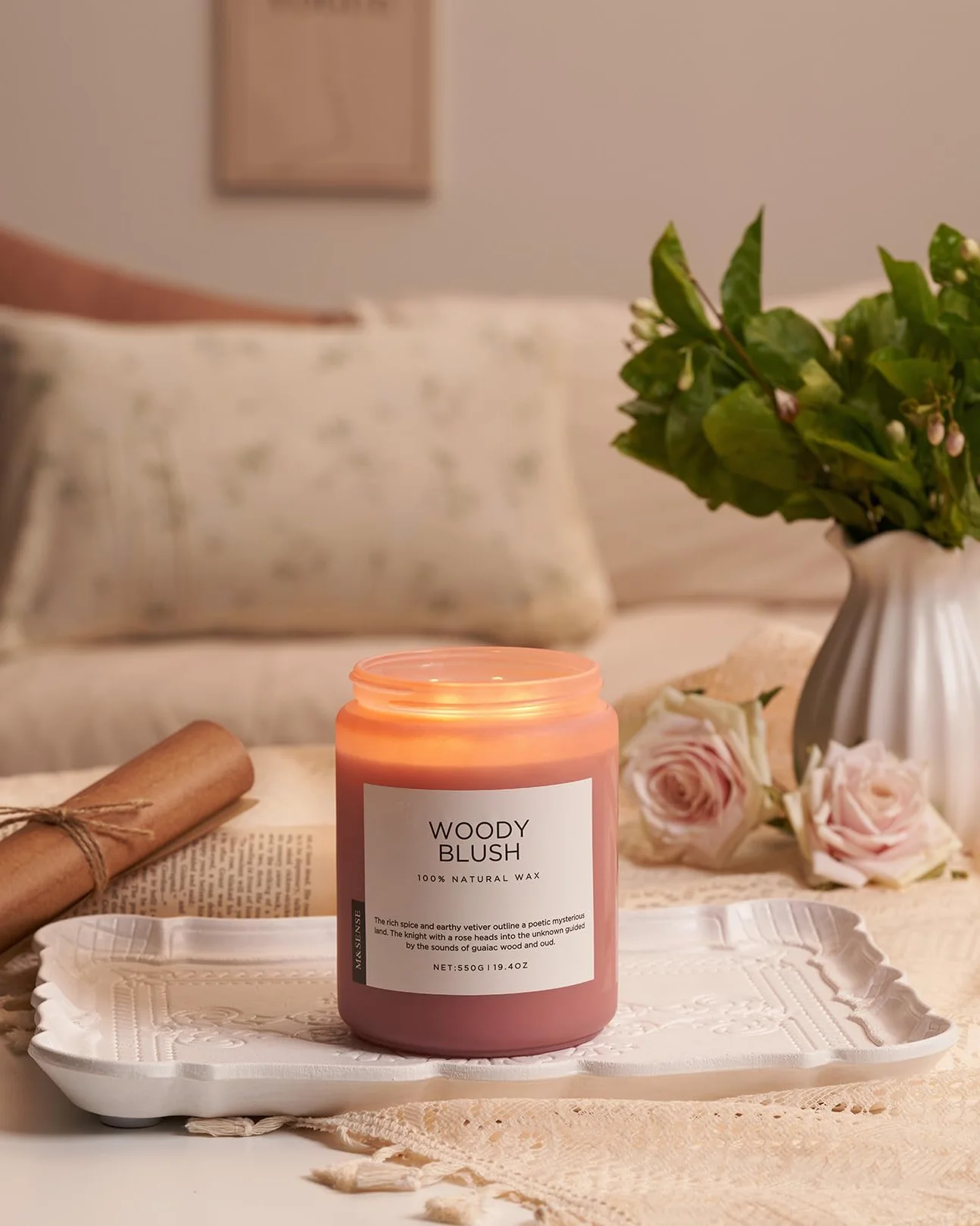 M&SENSE Róża & Wetiver - Świeca Sojowa w Szkle (550g, 110h) | 2 Knoty, Intensywny Zapach | Relaksująca Aromaterapia | Jesienna Dekoracja i Pomysł na Prezent