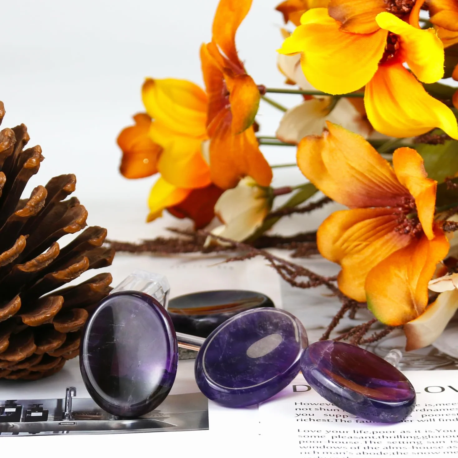 Worry Stones Amethyst Crystal Rock,Kryształy czakr i kamienie lecznicze,Owalny kamień palmowy,Kamień kciuka,Kryształy dla początkujących,Duchowe prezenty dla kobiet,Akcesoria medytacji(1 szt.)