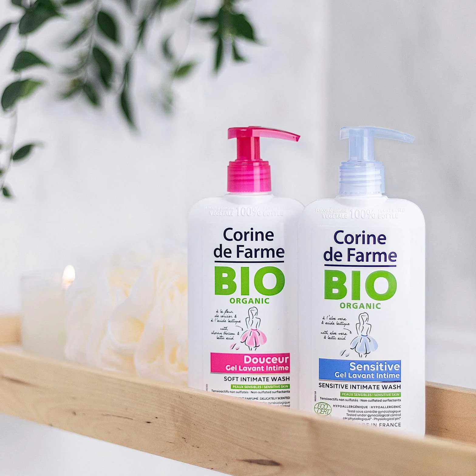 Corine De Farme Organic Naturalny łagodny środek do czyszczenia z kwiatem wiśniowym, 250 ml, biały