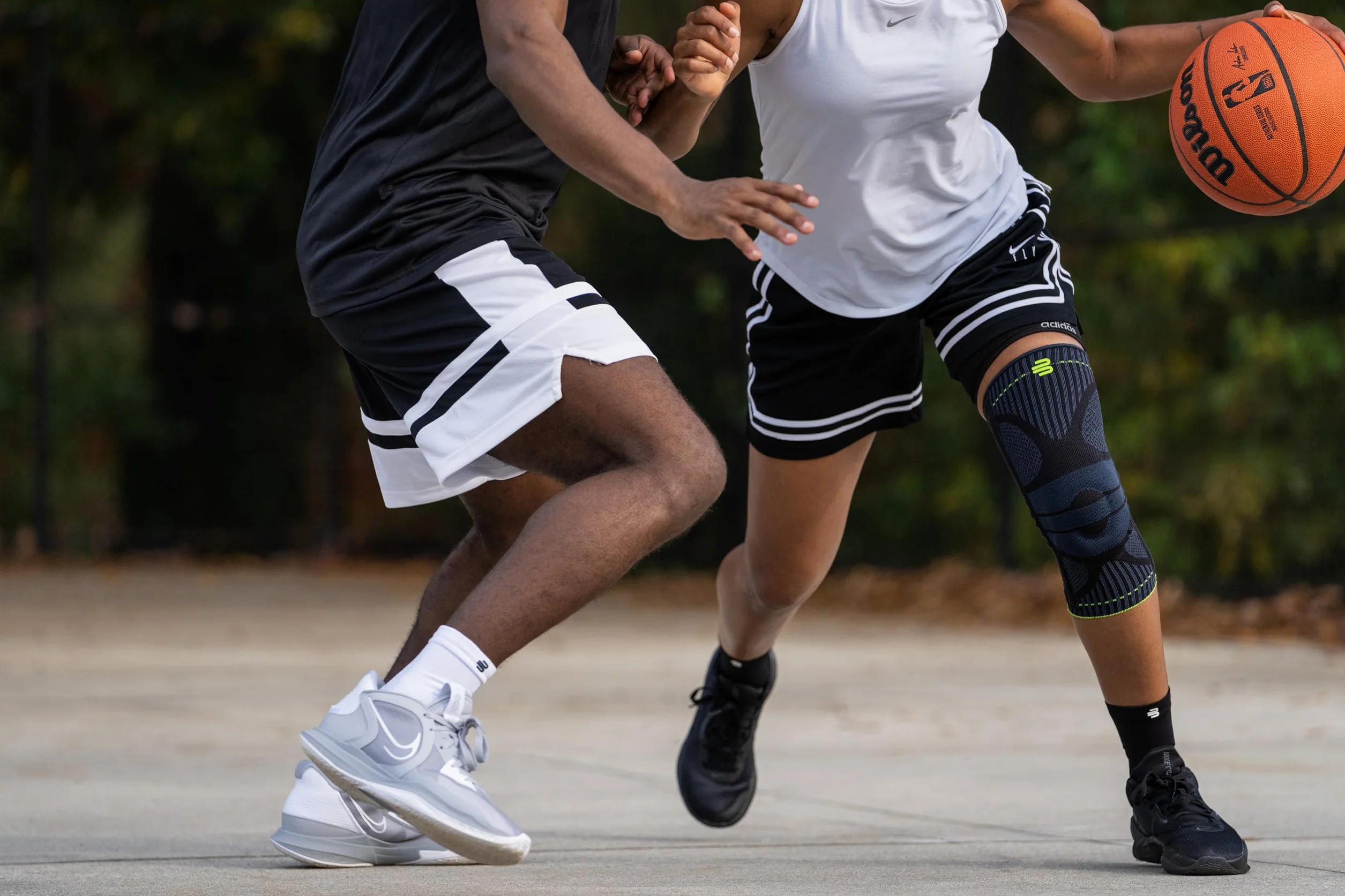 Bauerfeind Stabilizator na kolano Knee Support na prawe i lewe kolano
