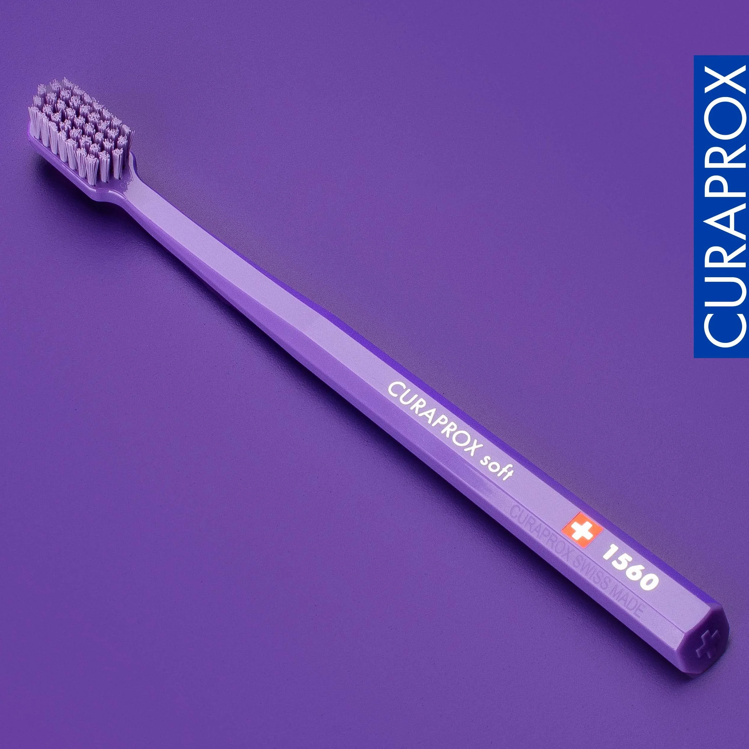 Curaprox CS 1560 Miękka Szczoteczka Do Zębów-mocniejsze szczotkowanie/delikatne usuwanie płytki nazębnej dla dorosłych/pojedyncze opakowanie – Losowy kolor/Made in Switzerland