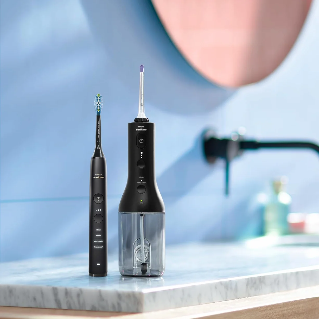 Philips Sonicare Bezprzewodowy irygator do jamy ustnej Power Flosser i szczoteczka elektryczna Philips Sonicare DiamondClean 9000 — czyste zęby i dziąsła, usuwanie płytki nazębnej, czarny (HX3886/43)