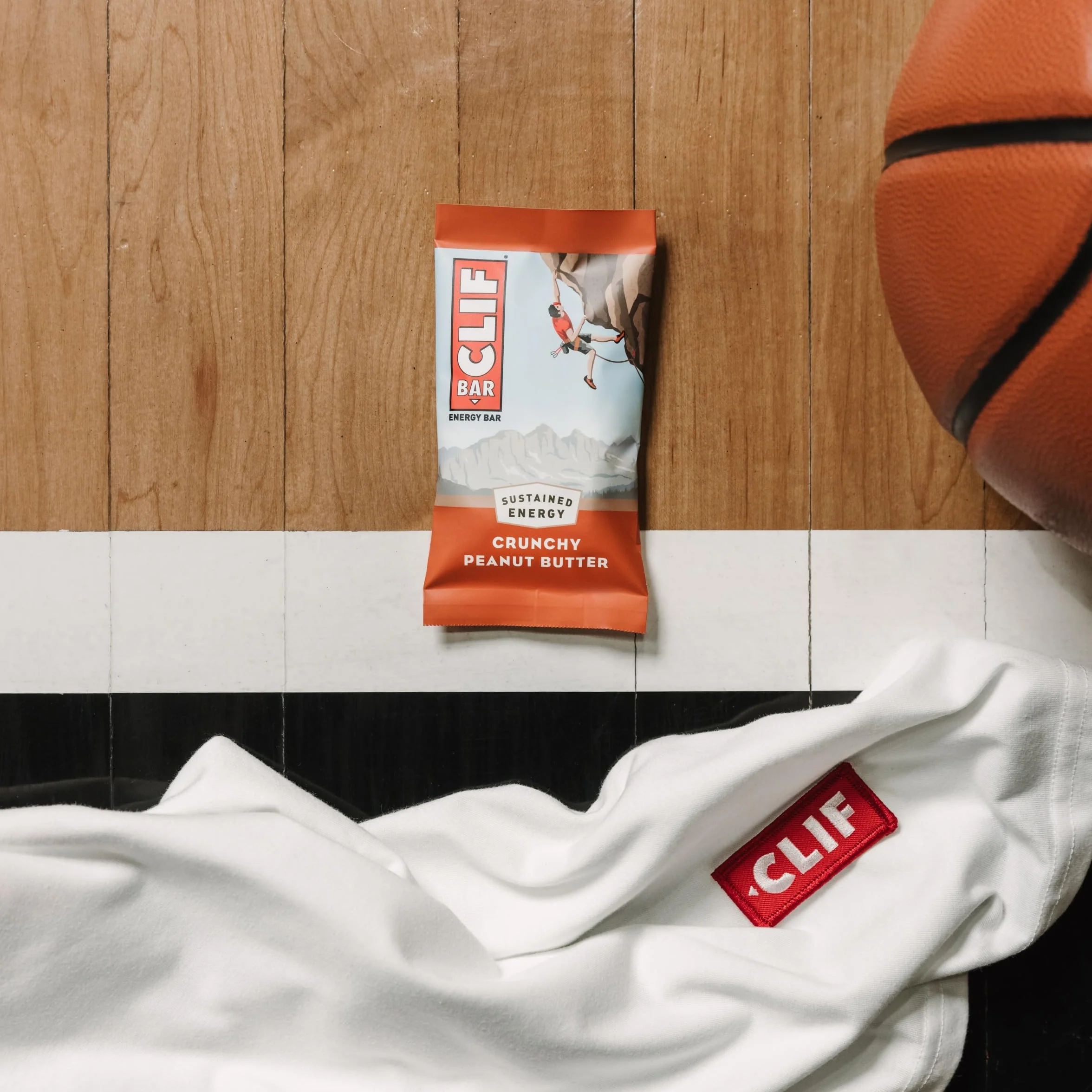 Clif Bar Crunchy Peanut Butter Energy Bars, 12 barów