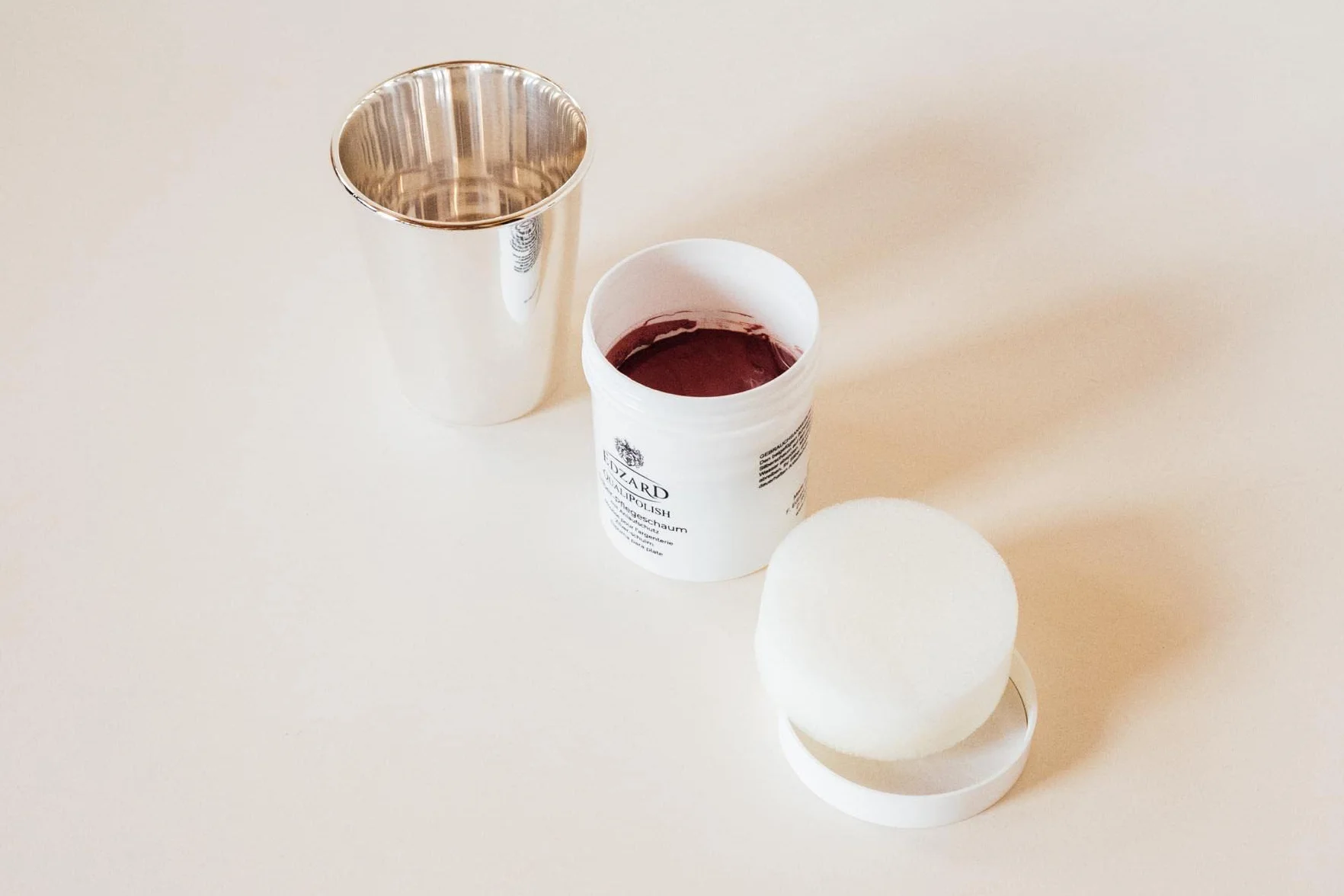 EDZARD QualiPolish® srebrna pianka pielęgnacyjna (200 g) do czyszczenia biżuterii, monet i sztućców z mosiądzu, srebra i złota – środek czyszczący, politura do pielęgnacji – srebrna kąpiel do