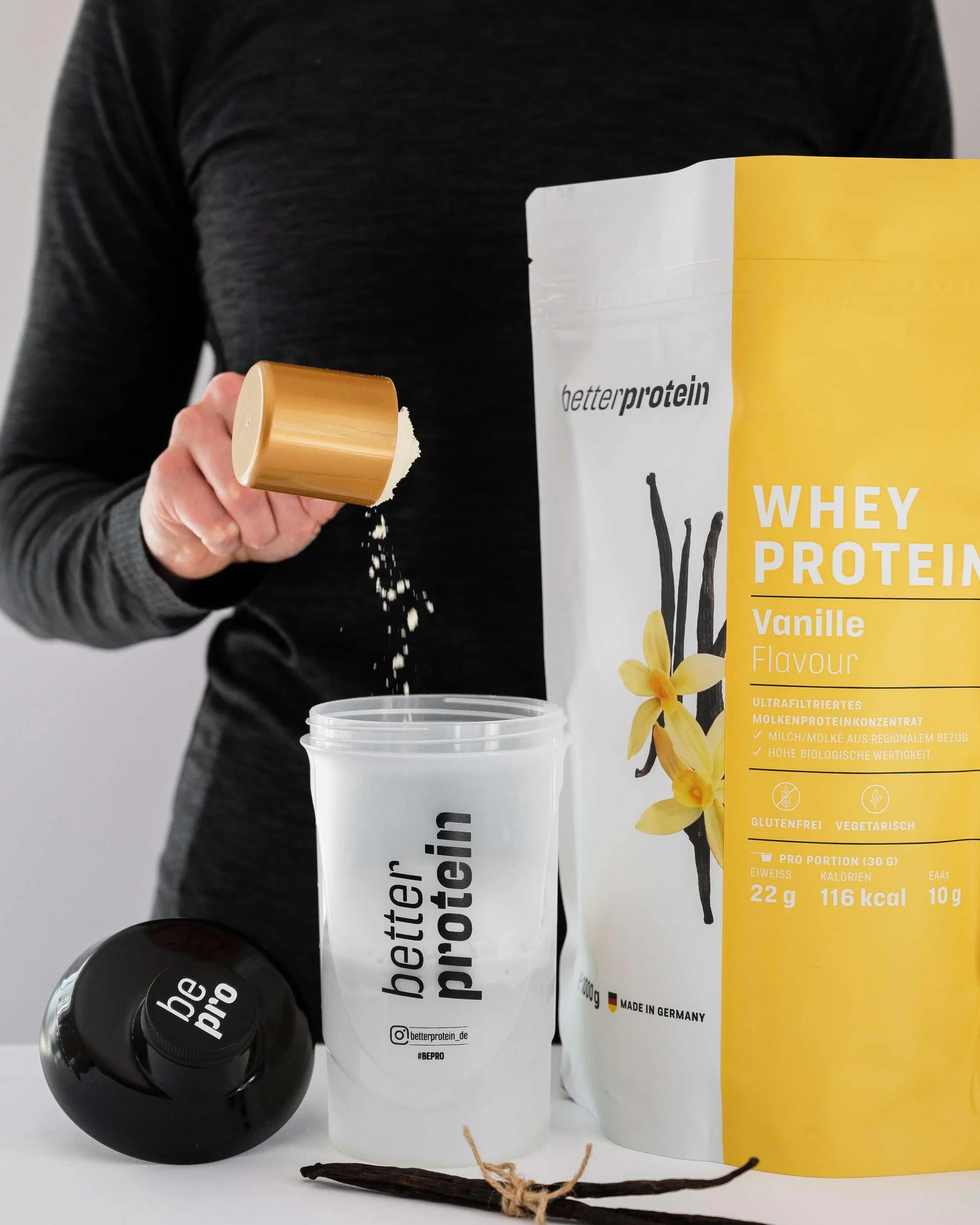 Serwatka w proszku - Wanilia 1 kg - Wyprodukowany w Niemczech z regionalnego mleka - BetterProtein® - Proszek białkowy do budowy mięśni i odchudzania - woreczek