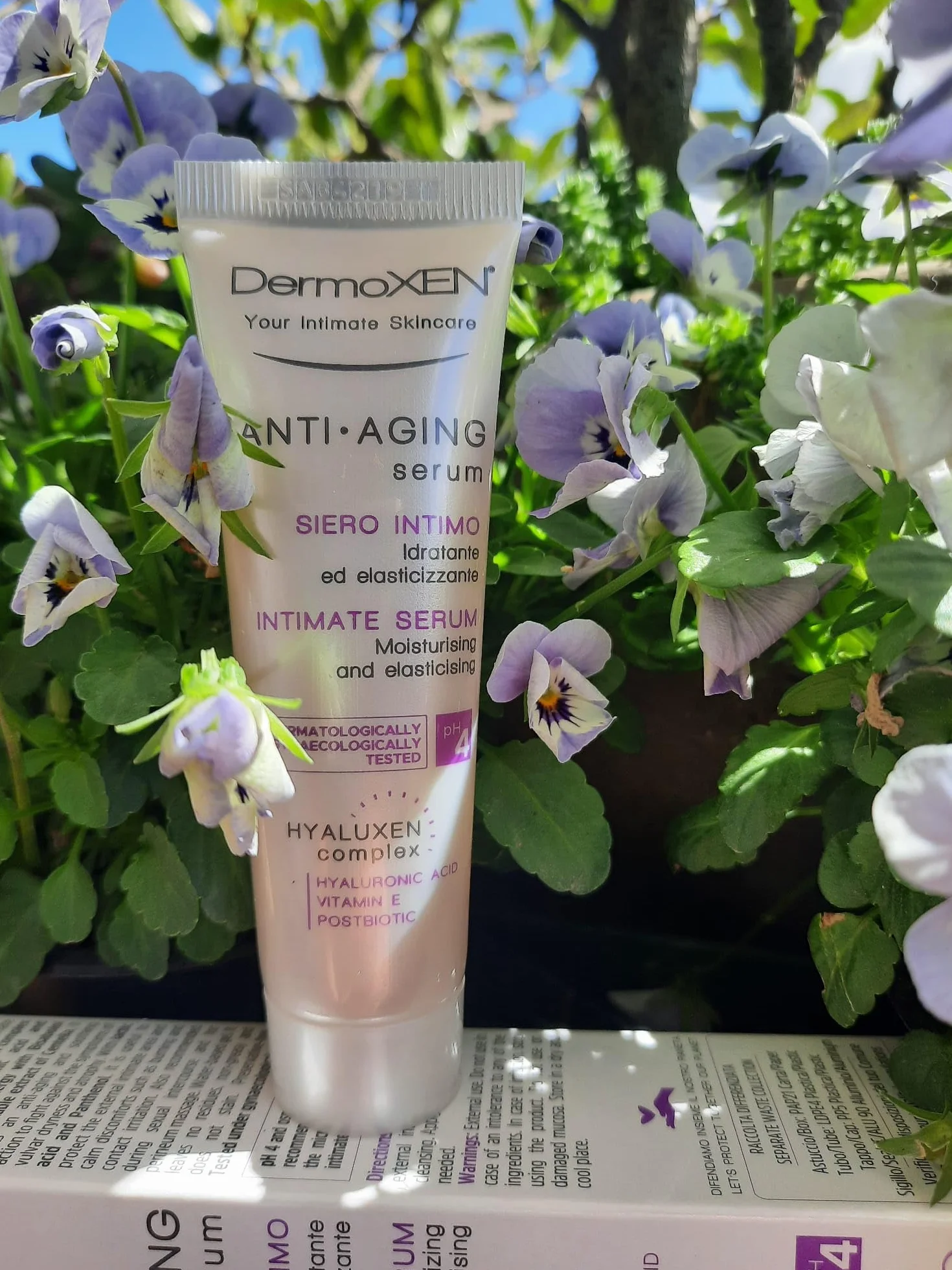 DERMOXEN ANTI-AGING Serum intymne dla kobiet 30 ml | Nawilżające i łagodzące serum do skóry wrażliwej i suchej l | Z kwasem hialuronowym, witaminą E, pH 4, bez konserwantów
