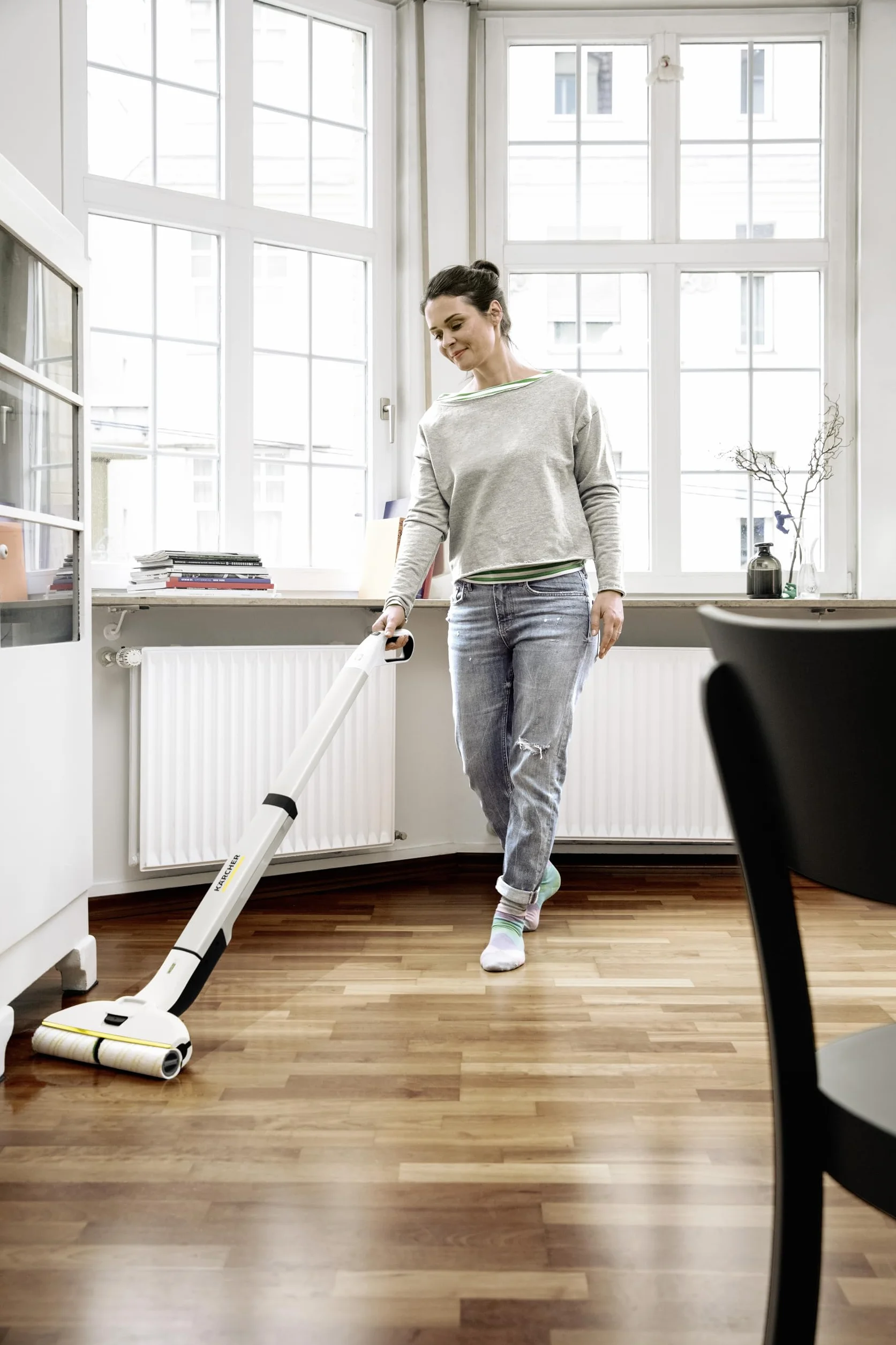 Kärcher EWM 2 Bezprzewodowy Mop Elektryczny 2 Rolki Mikrofibra 20 min 60 m²