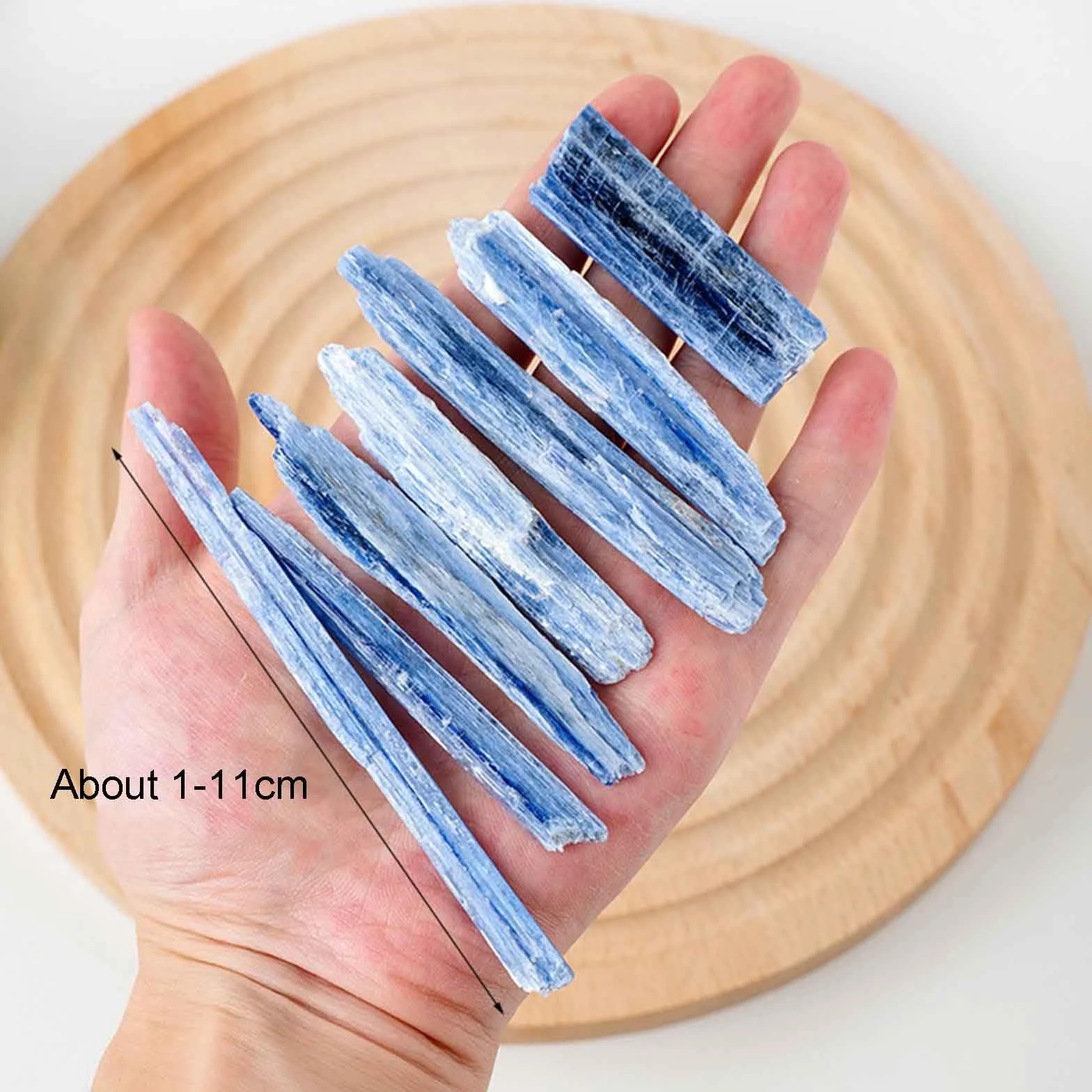 Naturalny Kamień Kyanite 1000g Surowy Szorstki Nieregularny do Upadku Owijanie Drutu Wicca Reiki Medytacja