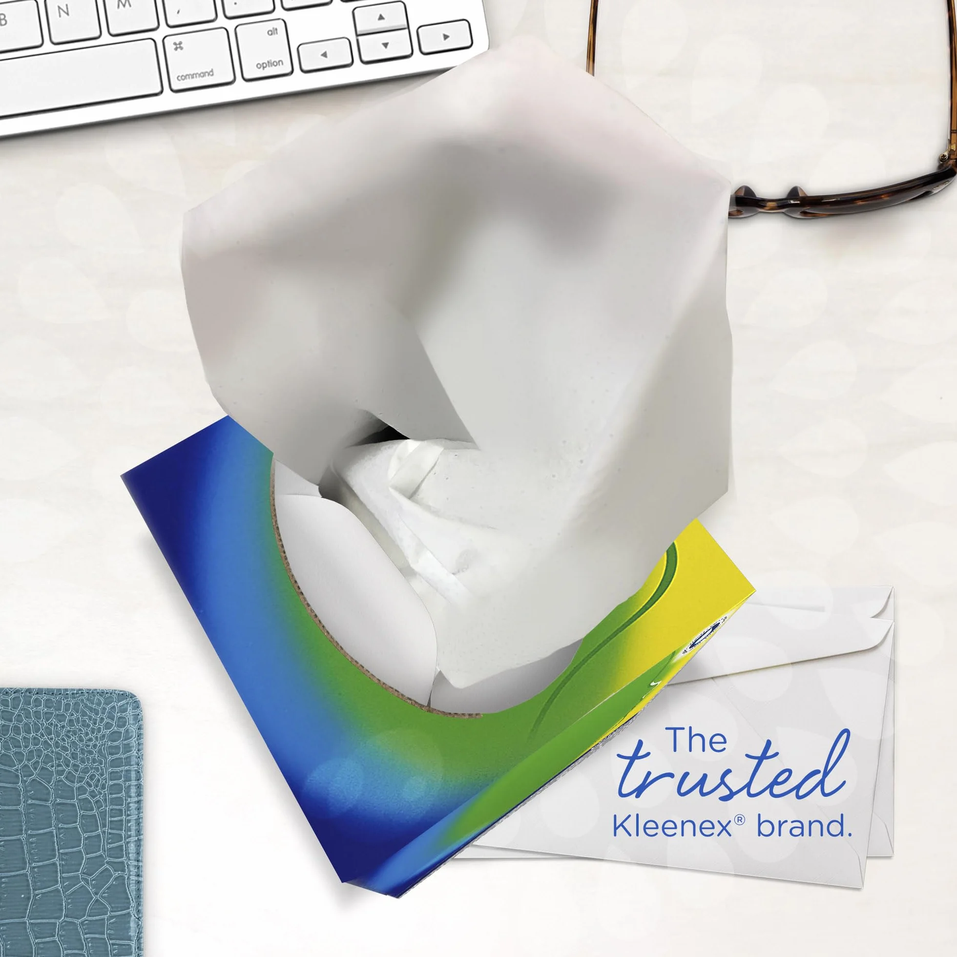 Kleenex Chusteczki do twarzy w kostce 8825 białe 3-warstwowe 12 x 56 (672 arkusze)