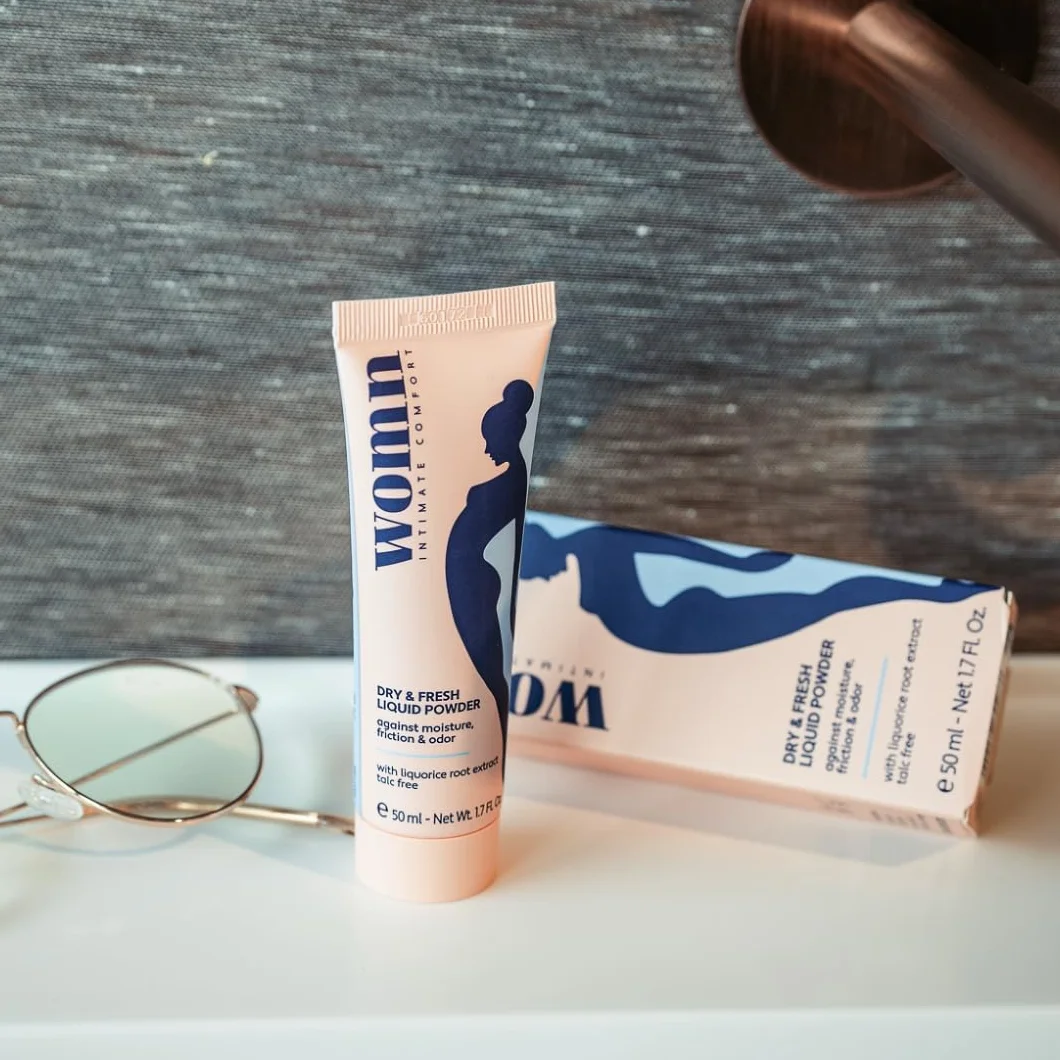womn Intimate Comfort Dry & Fresh Liquid Powder – płynny puder do ciała, bez talku, przeciw wilgoci, otarciom i nieprzyjemnym zapachom, 50 ml