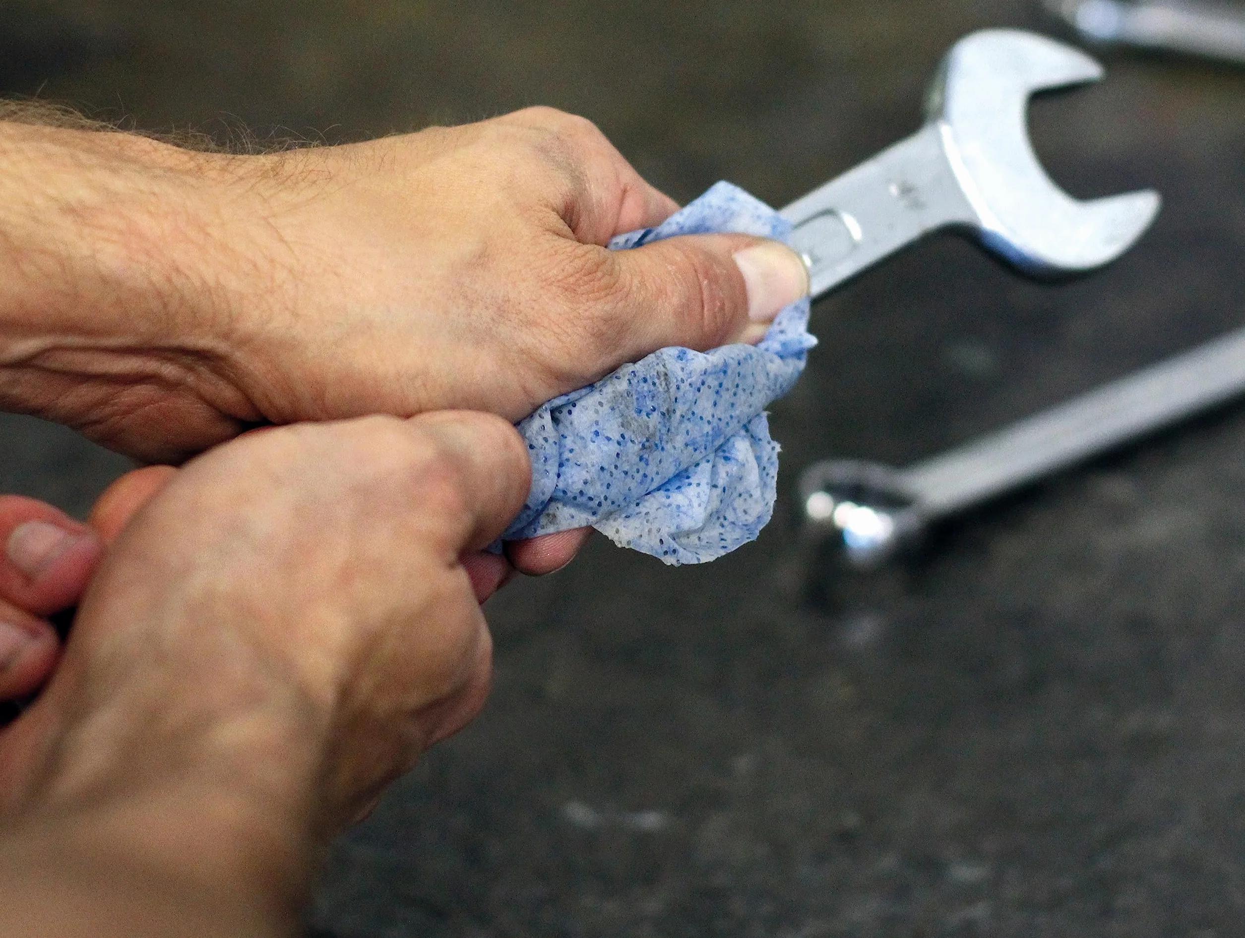 SCRUBS in-a-Bucket oryginalne chusteczki do czyszczenia, warsztatowe wilgotne chusteczki 72 sztuki w pudełku