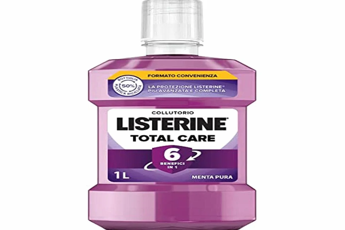 LISTERINE Total Care płyn do płukania jamy ustnej, miętowy, fluor, 1 l