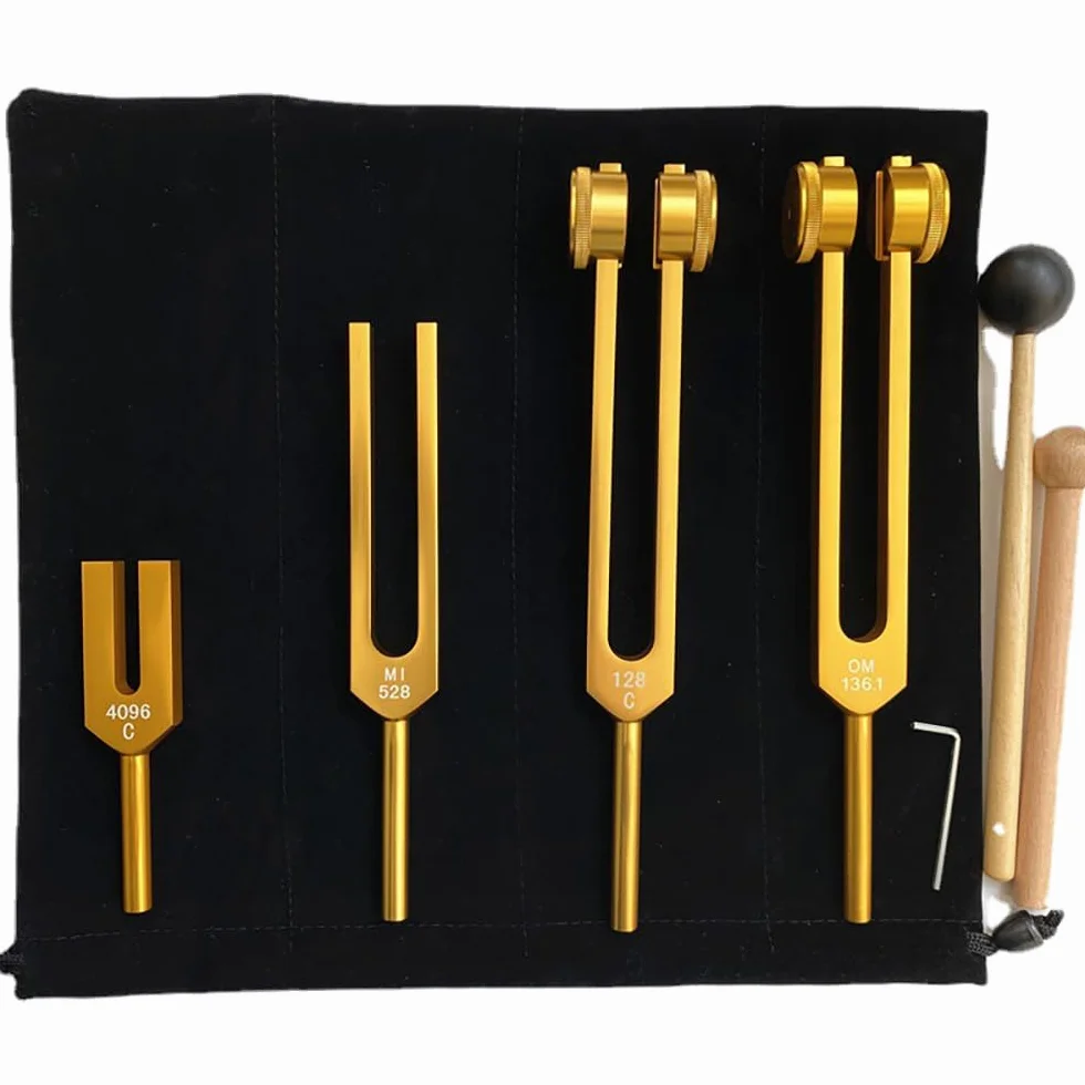 NEWFUN Widelec do strojenia, neurologia, kamerton, 440 Hz, zestaw 4 stroików (128 Hz, 136,1 Hz, MI 528 Hz, 4096 Hz) do terapii dźwiękiem, ważony kamerton nadaje się do medytacji