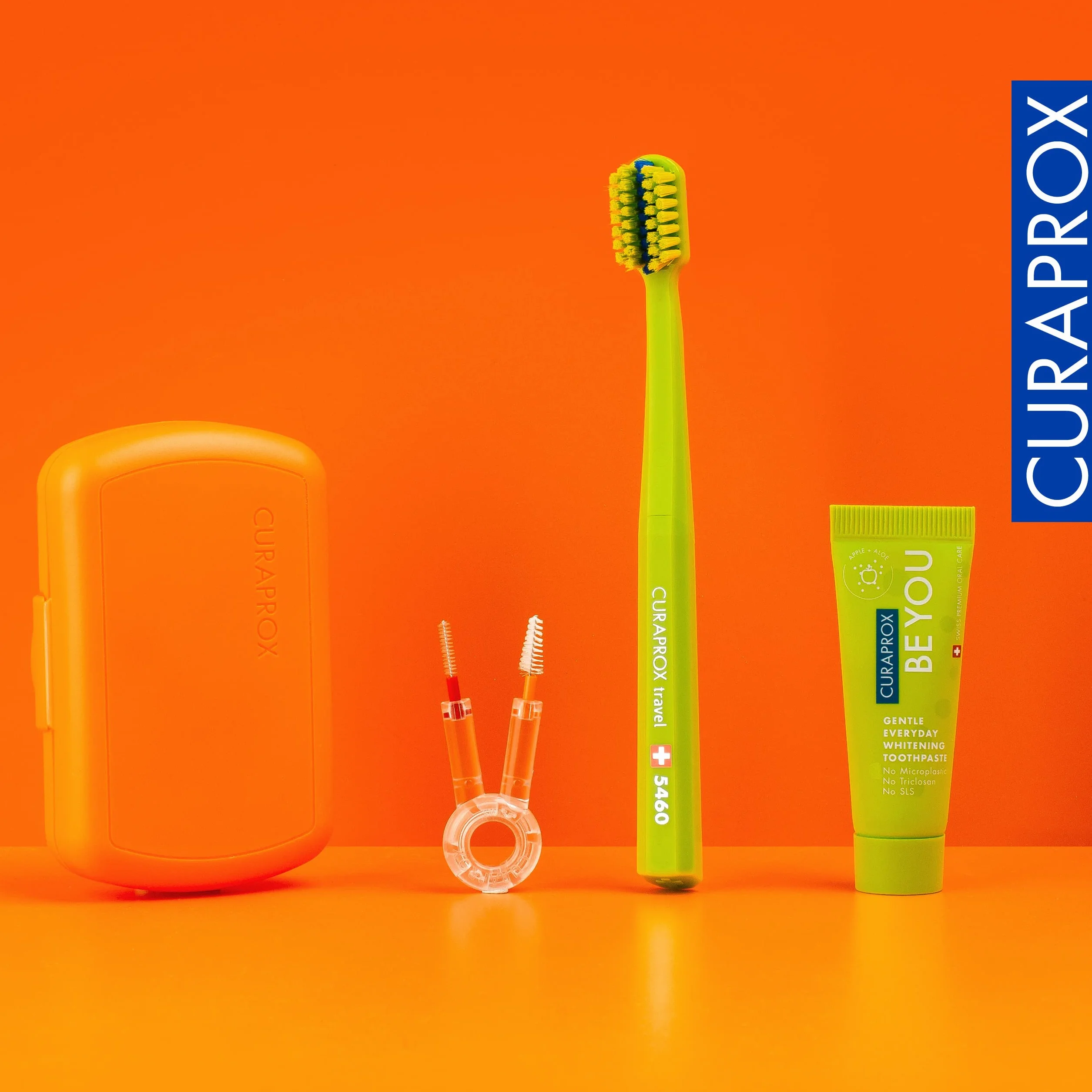 Curaprox Ortho Travel Set-Szelki i pielęgnacja jamy ustnej w podróży/Ultra miękka szczoteczka + wybielająca pasta do zębów/kompaktowy zestaw do higieny ortodontycznej/Made in Switzerland